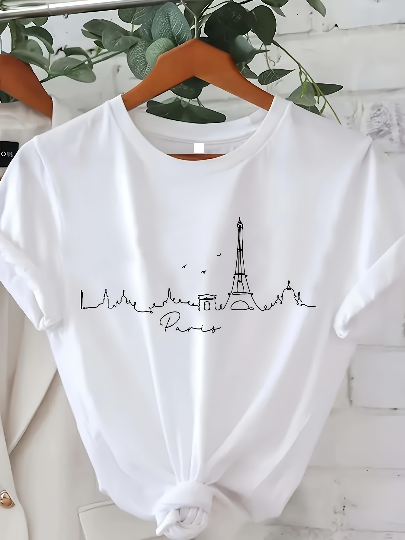 เสื้อยืดผู้หญิงสไตล์ปารีสสุดชิ - Summer Clothing In Paris บทวิจารณ์และราคา