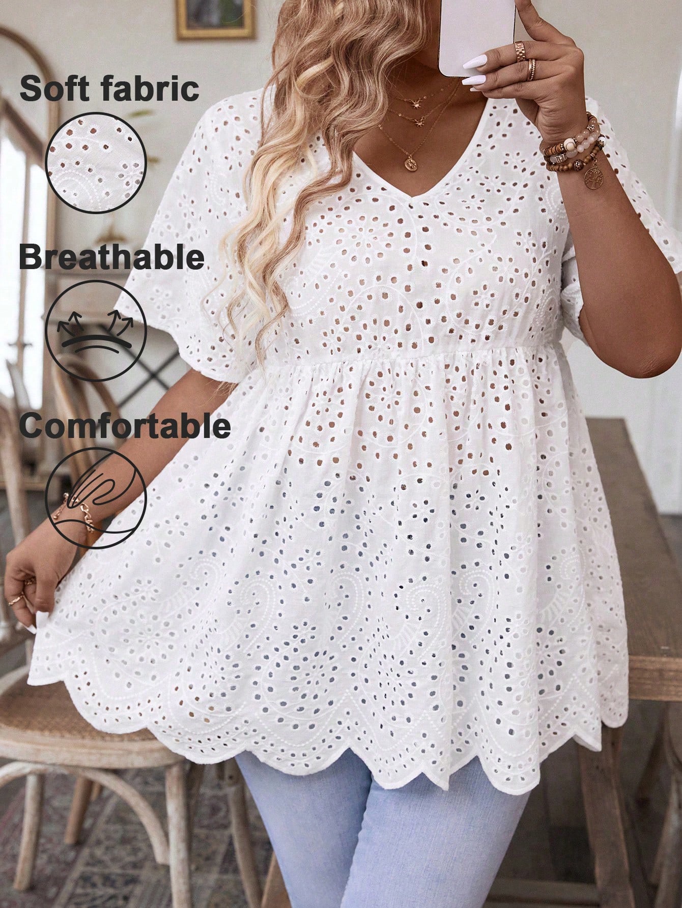 เสื้อเปปลัมคอวีปักลายตาไก่สีขา - Summer Clothing Wear บทวิจารณ์และราคา